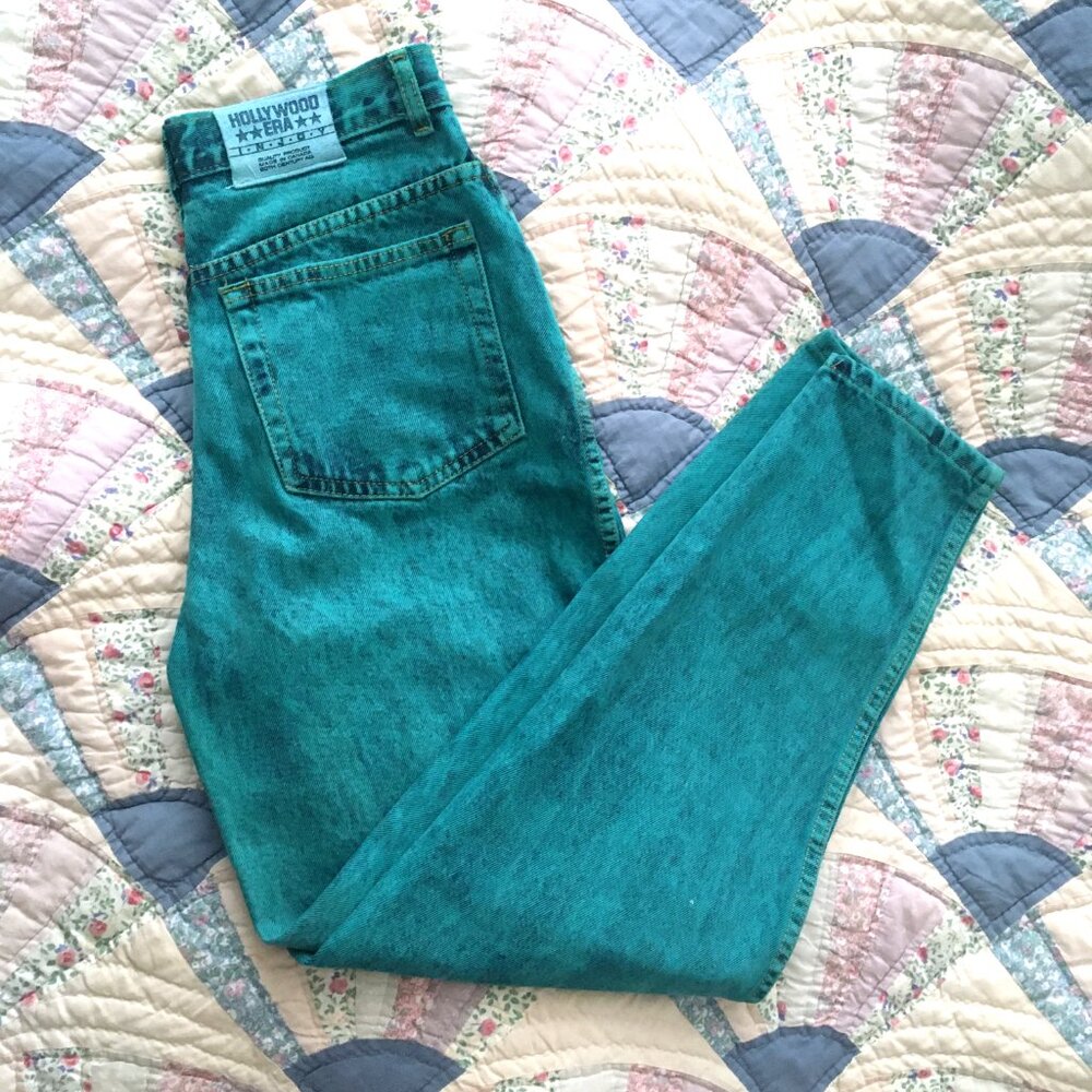 Vintage Hollywood Era green acid wash high waisted tapered jeans (size XS-S)
